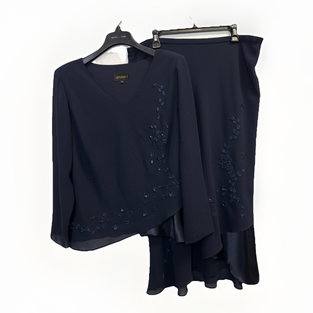 Studio 1 Women's 16W 2 Piece Blouse & Skirt Set Beaded Embroidered Floral Navy